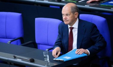 Олаф Шольц шокує: «Україна не може розраховувати на взаємну оборону»