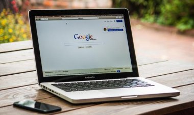Російський суд наклав на Google абсурдно високий штраф за відео про війну в Україні