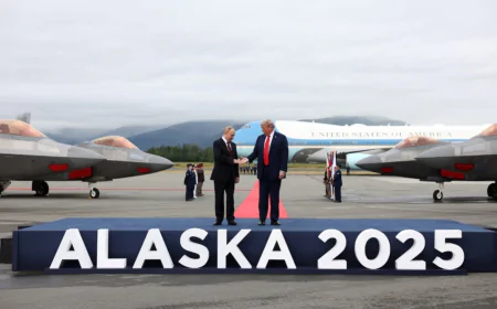 Путін і Трамп зустрілися на Алясці: «корисні» переговори без угоди