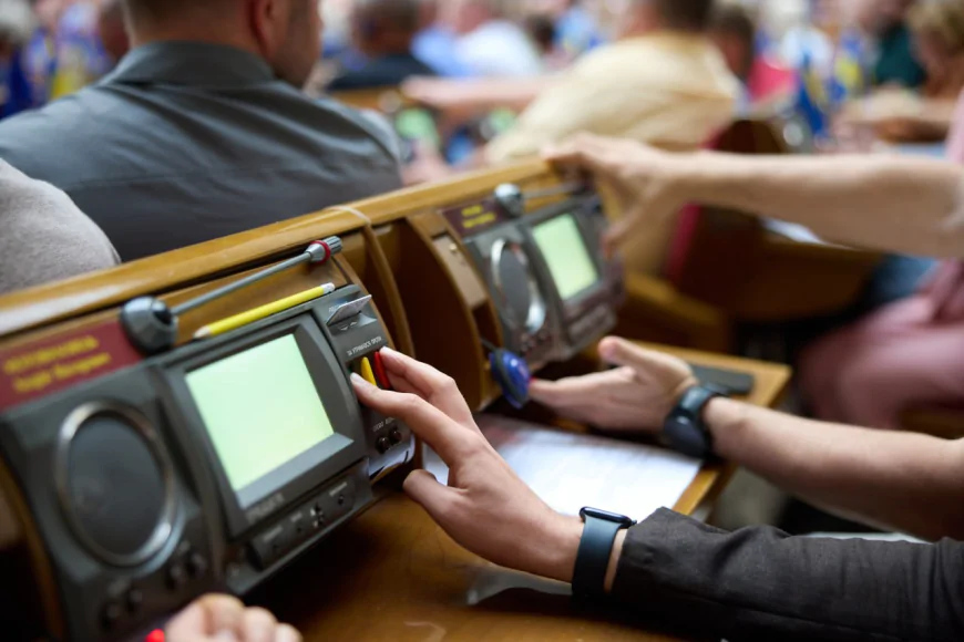 Україна та Велика Британія закріпили сторічне партнерство: Рада ратифікувала історичну угоду