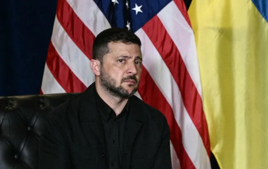 Зеленський: після війни готовий передати владу новообраному президенту