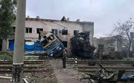 Ракетний удар по «Укрзалізниці» в Одесі: постраждав машиніст, рух поїздів відновлено