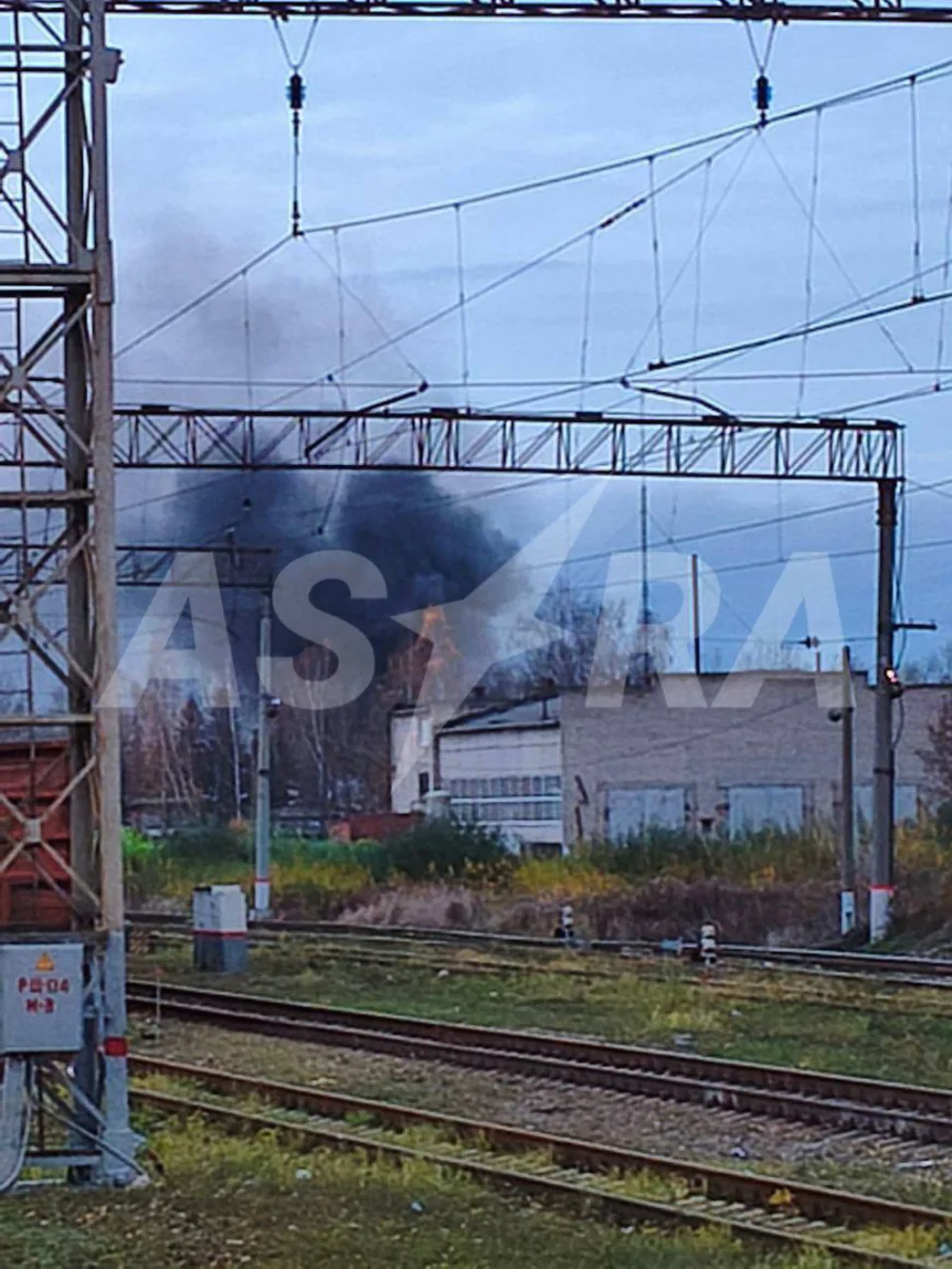 Масована атака дронів на Москву: російські ЗМІ повідомляють про вибухи, пожежі та закриття аеропортів