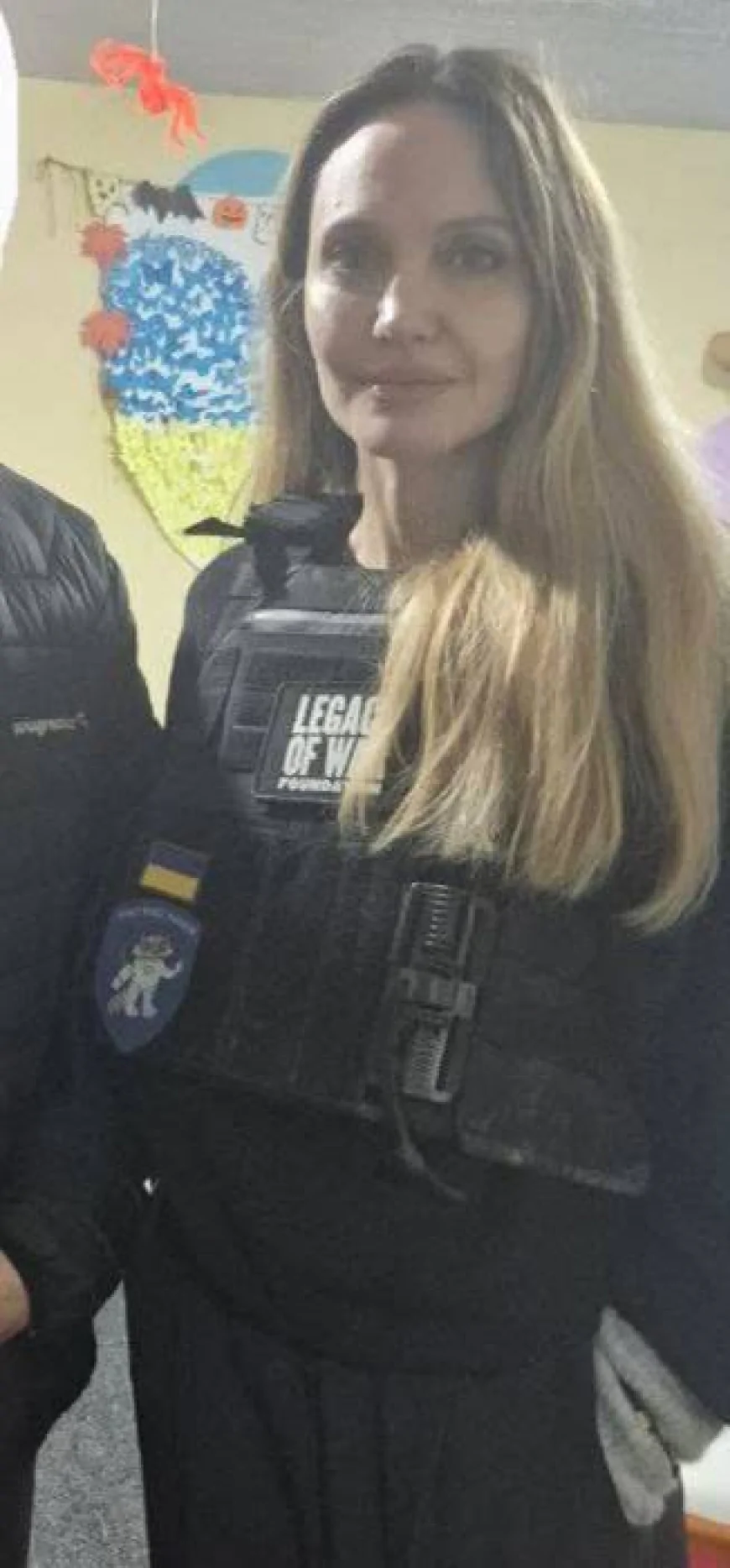 Крок до правди: що сталося за лаштунками візиту Анджеліни Джолі до України
