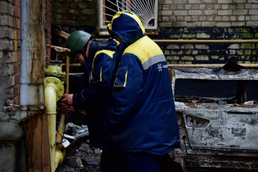 Масована нічна атака: над Дніпропетровщиною збито 33 дрони, зазнали руйнувань будівлі та авто
