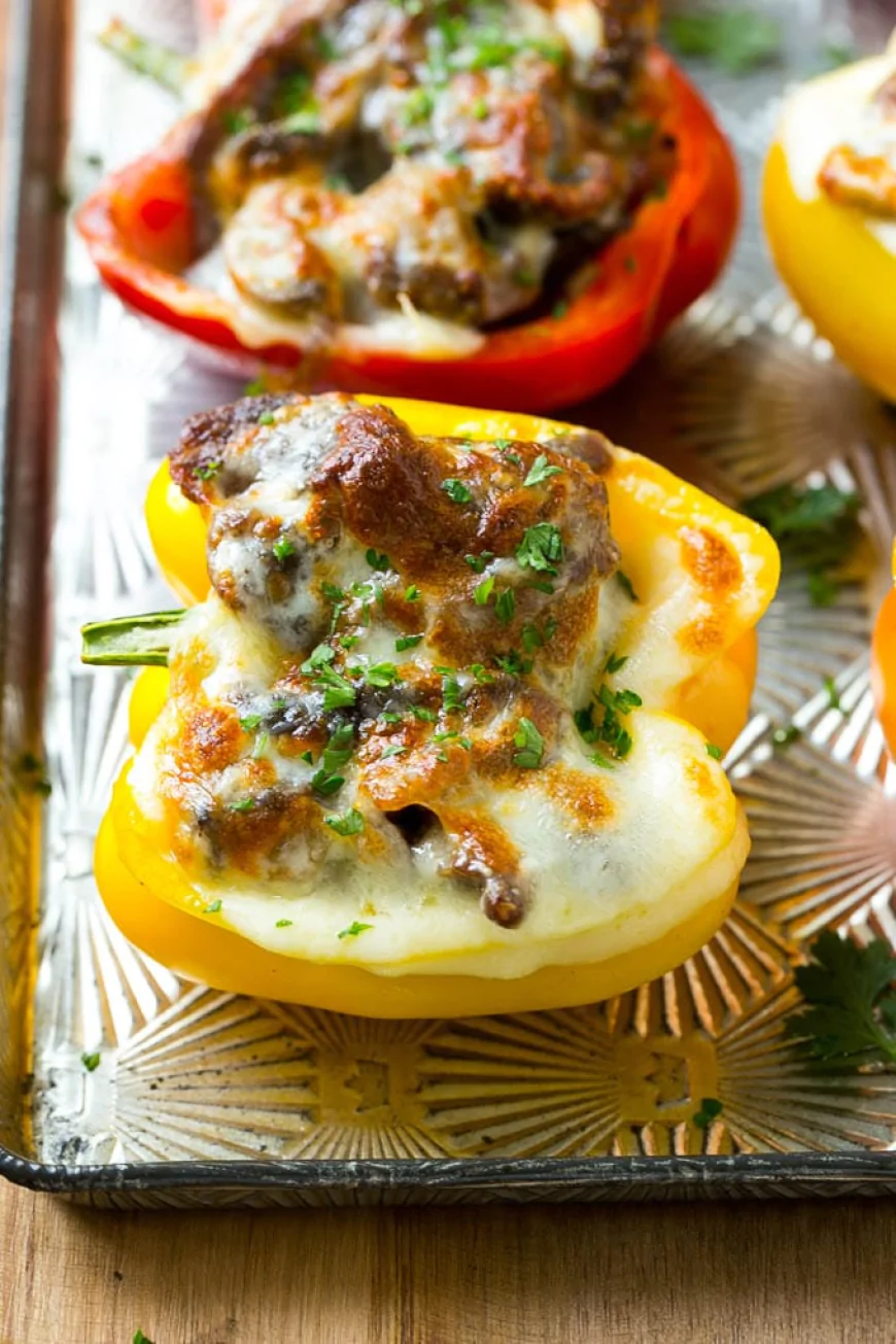 Фарширований перець куркою та сиром.
