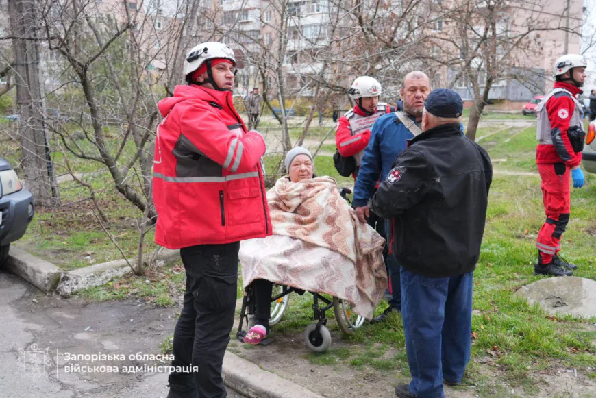 Росія завдала авіаудару по Запоріжжю й району: понад 20 поранених, руйнування житла й критичної інфраструктури