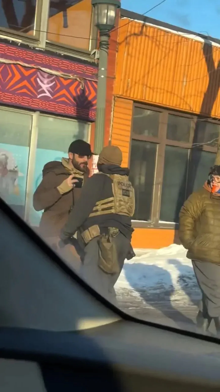 Федеральний агент ICE смертельно поранив чоловіка в Міннеаполісі — зростає напруга по всій Америці