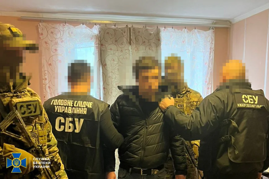 СБУ затримала агента ФСБ у Києві: банкір передавав окупантам дані військових, волонтерів і координати дата-центру