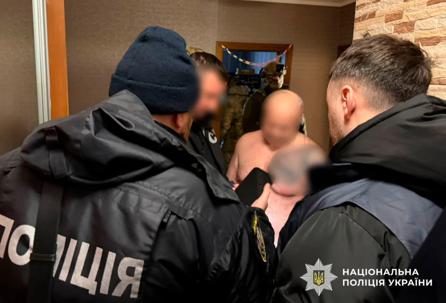 Тіньовий бізнес на державних складах: правоохоронці розкрили схему на десятки мільйонів