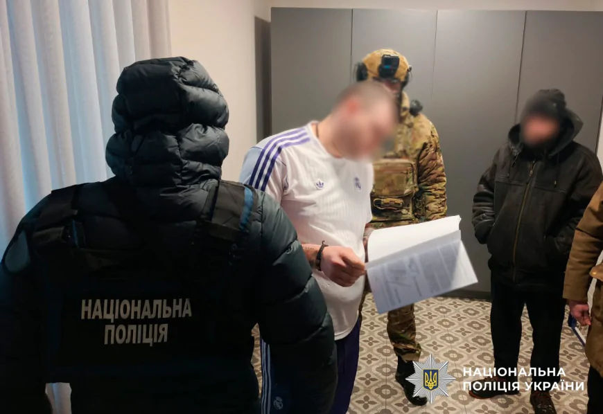 Тіньовий бізнес на державних складах: правоохоронці розкрили схему на десятки мільйонів